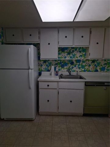 580 FAIRWAYS CIRCLE A, Ocala, FL 34472