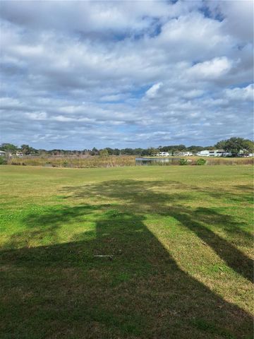 580 FAIRWAYS CIRCLE A, Ocala, FL 34472