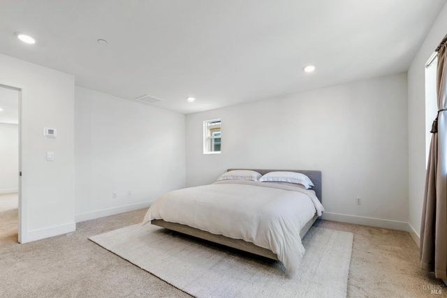 153 Frontier St, American Canyon, CA 94503