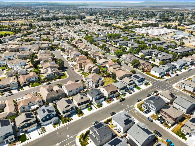 153 Frontier St, American Canyon, CA 94503