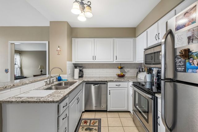 213 Riverstone Ct, Nashville, TN 37214