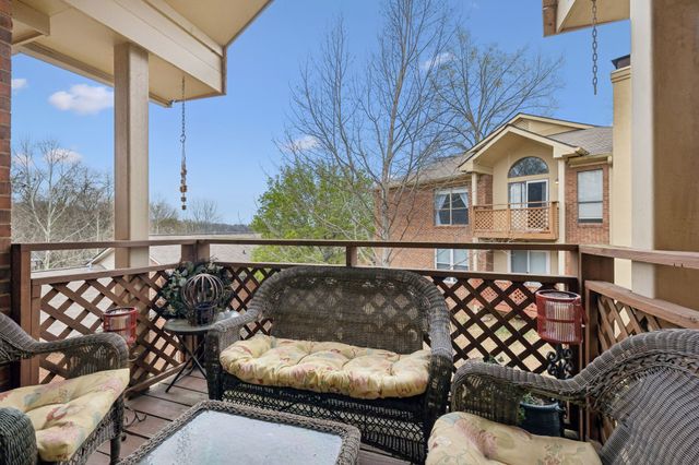 213 Riverstone Ct, Nashville, TN 37214