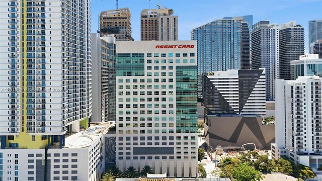 175 SW 7th St 1614, Miami, FL 33130