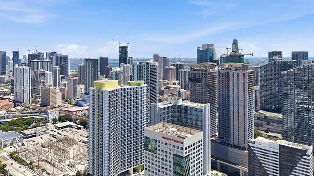 175 SW 7th St 1614, Miami, FL 33130