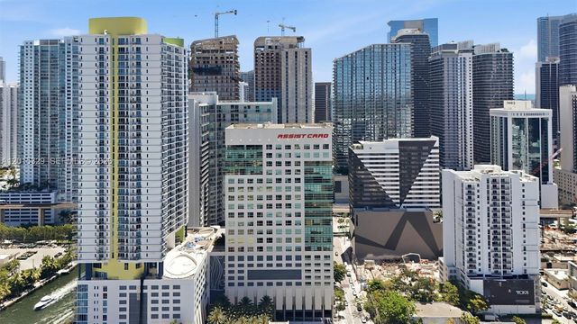 175 SW 7th St 1614, Miami, FL 33130
