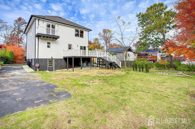 940 grove Avenue, South Amboy, NJ 08879