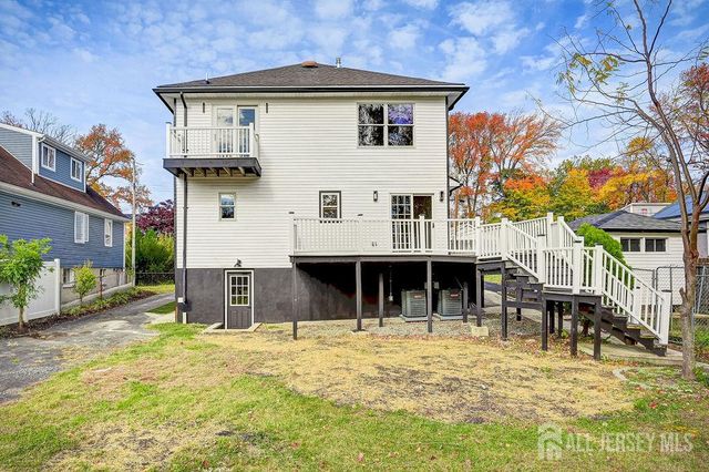 940 grove Avenue, South Amboy, NJ 08879