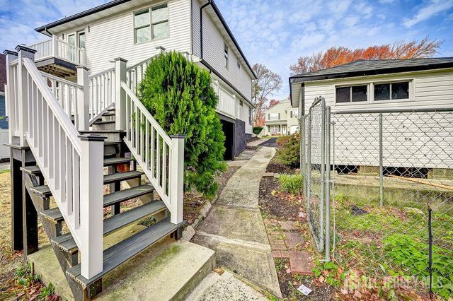 940 grove Avenue, South Amboy, NJ 08879