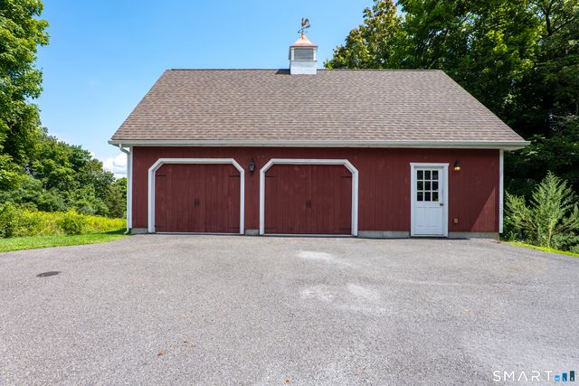 64 Main Street, Newtown, CT 06470
