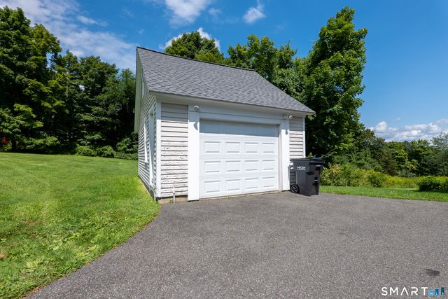 64 Main Street, Newtown, CT 06470
