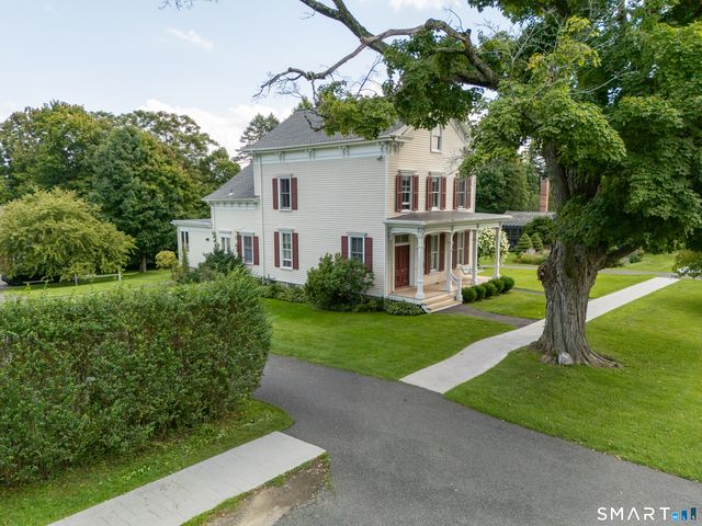 64 Main Street, Newtown, CT 06470