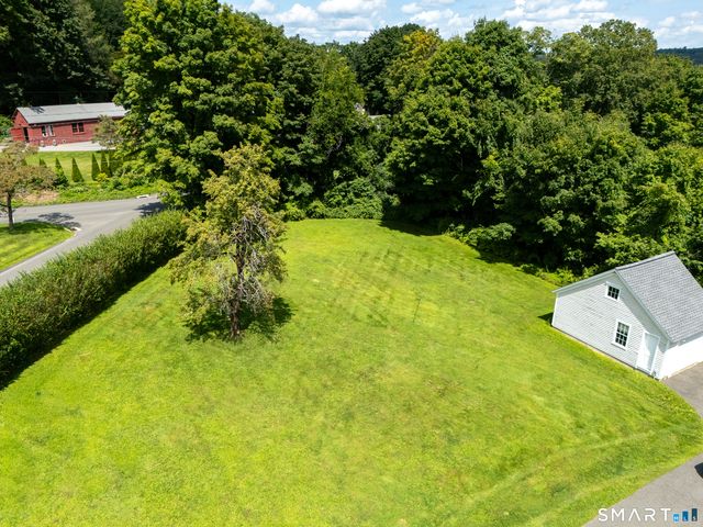 64 Main Street, Newtown, CT 06470
