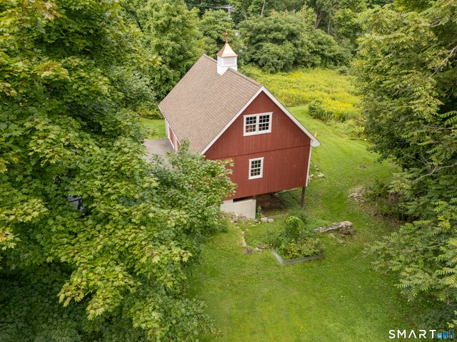 64 Main Street, Newtown, CT 06470