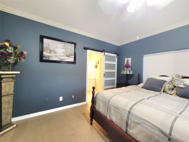 9 Camden Court, Sugar Land, TX 77479