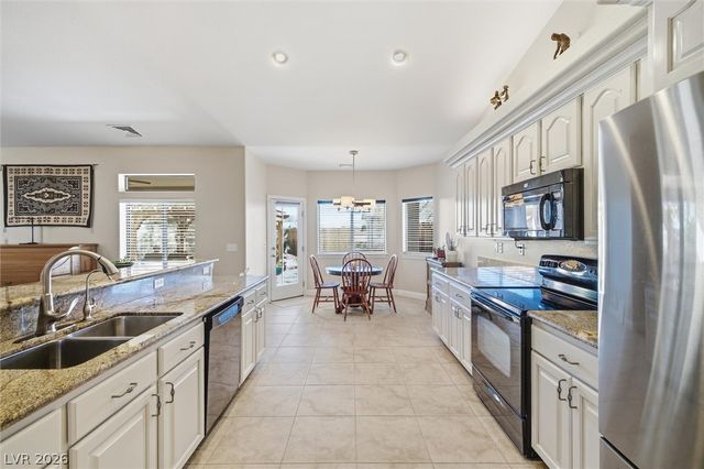 1901 Old West Avenue, Pahrump, NV 89048