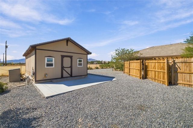 1901 Old West Avenue, Pahrump, NV 89048