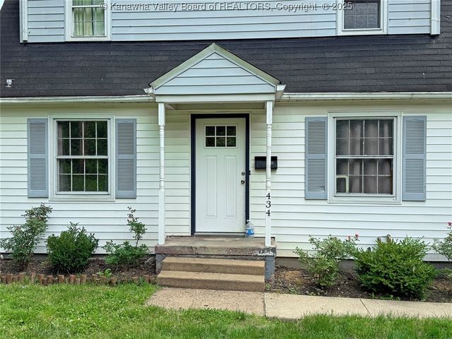 434 Weimer Avenue, St Albans, WV 25177