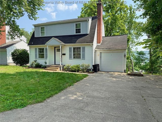 434 Weimer Avenue, St Albans, WV 25177