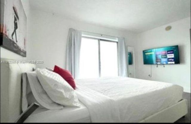 4271 NW South Tamiami Canal Dr, Miami, FL 33126