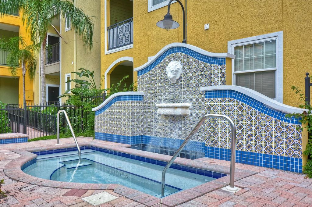 Image 33 of property listing at 1810 E PALM AVENUE 2104, Tampa, FL 33605