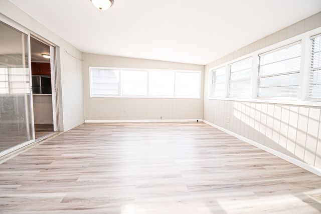 207 Plaza Dr., Daleville, AL 36322