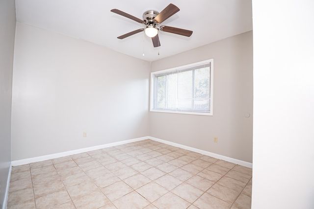 207 Plaza Dr., Daleville, AL 36322