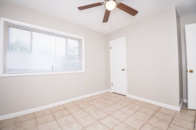 207 Plaza Dr., Daleville, AL 36322