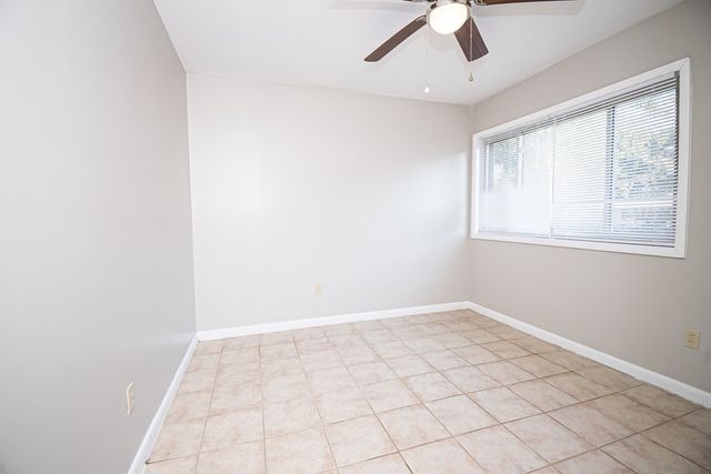 207 Plaza Dr., Daleville, AL 36322