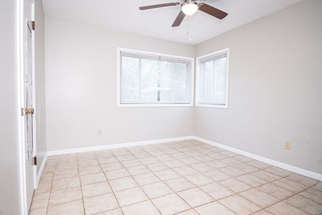 207 Plaza Dr., Daleville, AL 36322