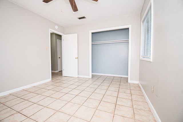 207 Plaza Dr., Daleville, AL 36322