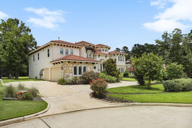 19 Shields Lane, Montgomery, TX 77356