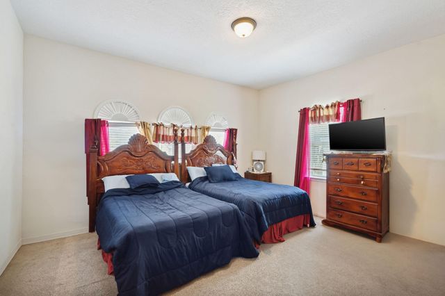 19 Shields Lane, Montgomery, TX 77356