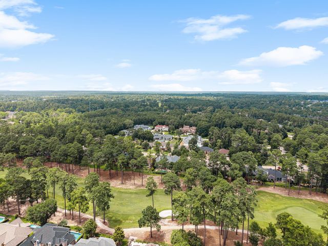 19 Shields Lane, Montgomery, TX 77356