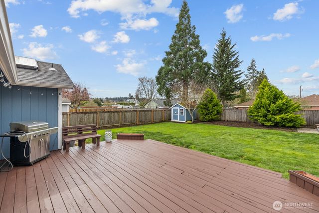 116 16th Street NW, Puyallup, WA 98371