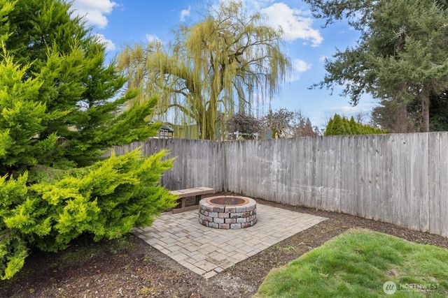 116 16th Street NW, Puyallup, WA 98371