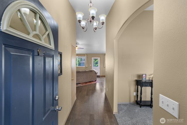 116 16th Street NW, Puyallup, WA 98371