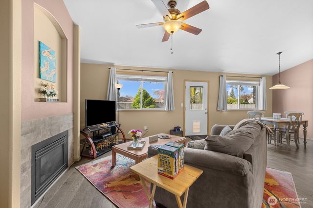 116 16th Street NW, Puyallup, WA 98371