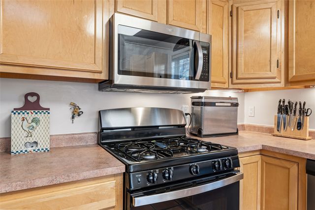 3008 Pueblo Puye, Santa Fe, NM 87507