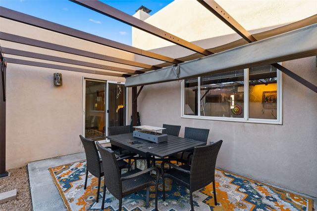 3008 Pueblo Puye, Santa Fe, NM 87507