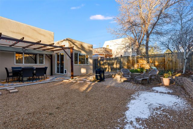 3008 Pueblo Puye, Santa Fe, NM 87507