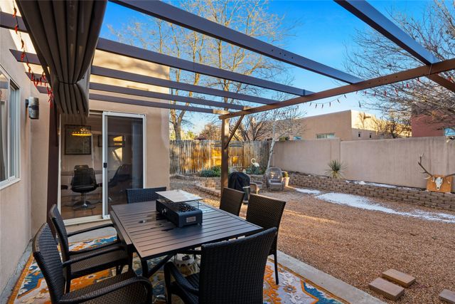 3008 Pueblo Puye, Santa Fe, NM 87507