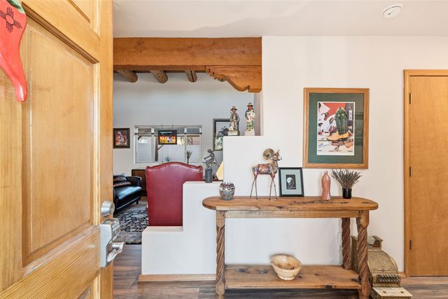 3008 Pueblo Puye, Santa Fe, NM 87507