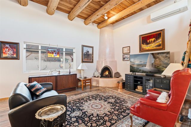 3008 Pueblo Puye, Santa Fe, NM 87507