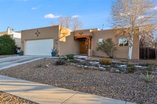 3008 Pueblo Puye, Santa Fe, NM 87507