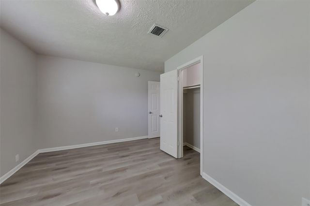 1391 Tenderden Drive, Channelview, TX 77530