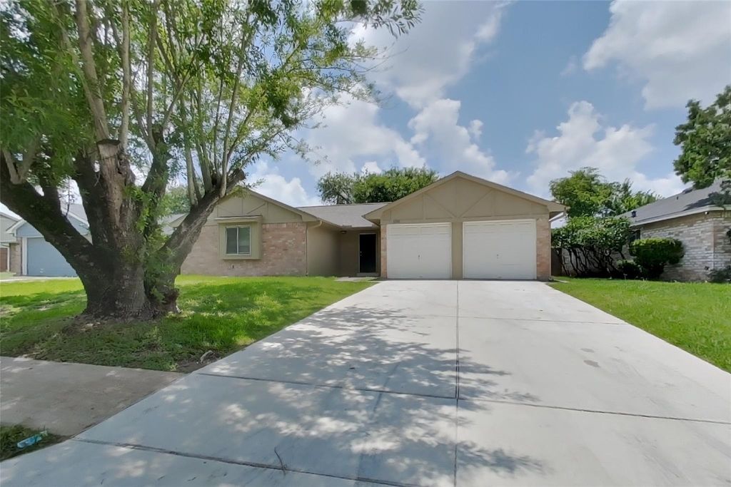 1391 Tenderden Drive, Channelview, TX 77530