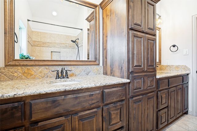 119 Cactus Drive, Decatur, TX 76234