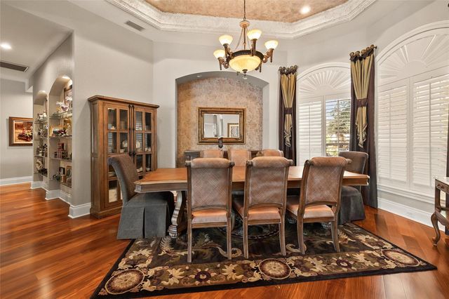 8402 TALLAHASSEE DRIVE NE, St Petersburg, FL 33702