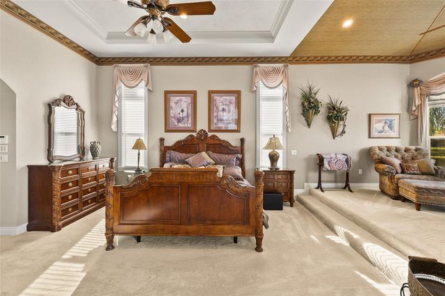 8402 TALLAHASSEE DRIVE NE, St Petersburg, FL 33702