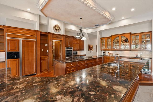 8402 TALLAHASSEE DRIVE NE, St Petersburg, FL 33702